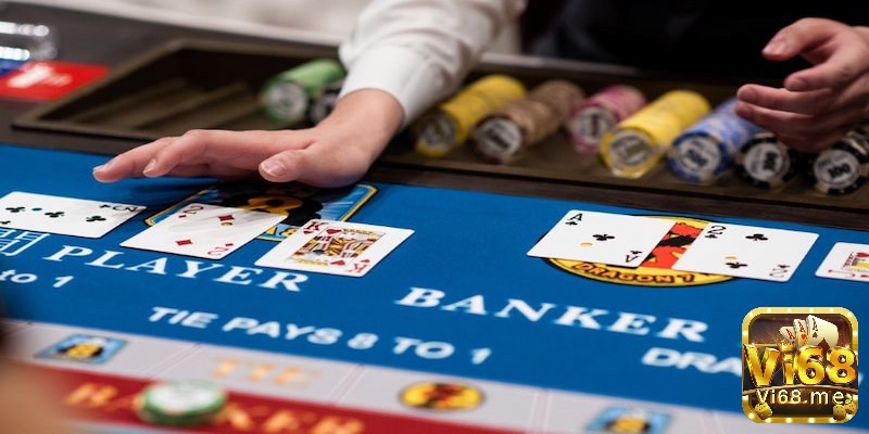 Mô phỏng bàn baccarat trực tuyến với các lựa chọn cược Player, Banker, Tie và cách tính điểm cơ bản.