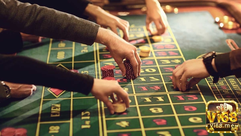 Quản lý vốn hiệu quả giúp kiểm soát rủi ro khi chơi roulette, thường áp dụng nguyên tắc cược không vượt quá 5% hoặc 10% tổng vốn để duy trì lâu dài